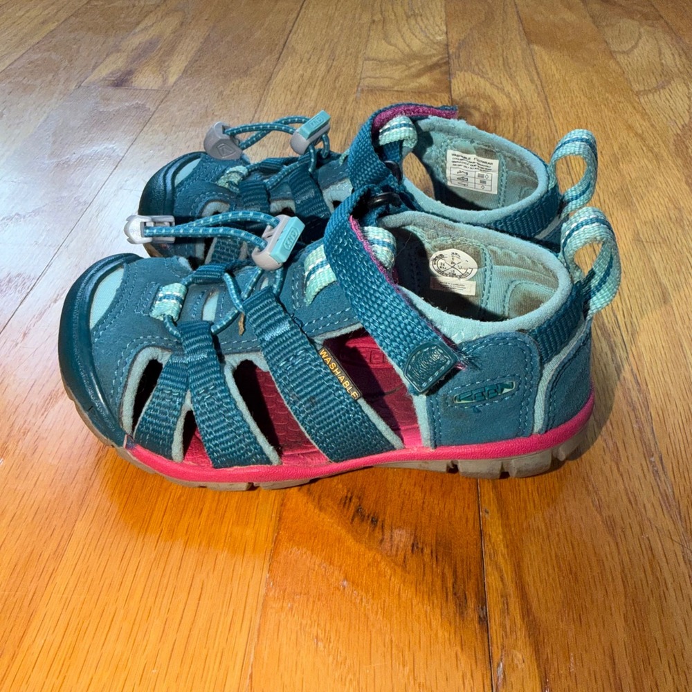 KEEN Seacamp II CNX Toddler Sandals Teal Pink Washable Water Shoes Size 8 US - Picture 2 of 8